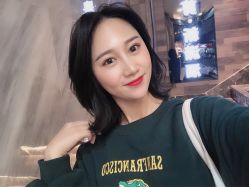 -天下皇剪新潇洒美容美发