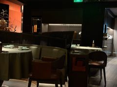 -左庭右院鲜牛肉火锅黑金店(陆家嘴中心店)