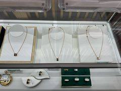 -吉吉吉名品二手奢侈品名表名包回收(静安店)