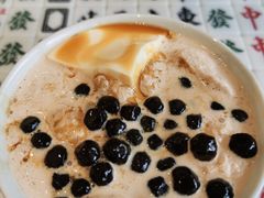 焦糖乌龙奶茶冰-堂屋糖水店(愚园店)