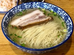 白汤大肉面-裕兴记·三虾面(西北街总店)