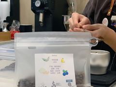 -白鹅咖啡(金城花园店)