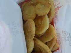 蝴蝶酥-上海哈尔滨食品厂(淮海中路店)