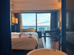 -三亚湾海居雅高铂尔曼度假酒店