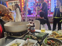 -刘姐啤酒鱼民族演艺餐厅(西街总店)