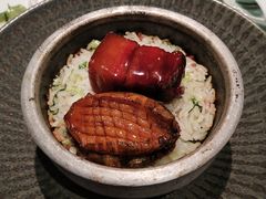 招牌花雕鲍鱼扣肉-宴昆山·私房菜(春晖店)