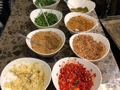 -肖肖酸萝卜鱼火锅(总店)