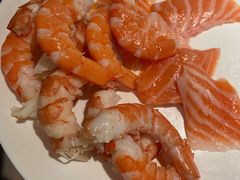 新鲜三文鱼-加餐海鲜自助(宝龙一城店)