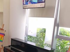 -小荧星艺校(浦东中环分校)