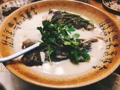 招牌鱼头汤-75幢私房菜馆