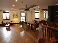 大堂-星巴克臻选(广州沙面店)