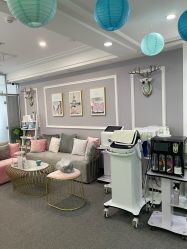 -YooMee优美智能科技美肤机构