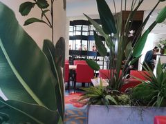 -亮马河饭店翠雅咖啡厅