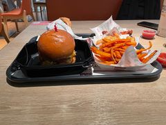 -The Habit Burger Grill 哈比特汉堡(复兴soho店)