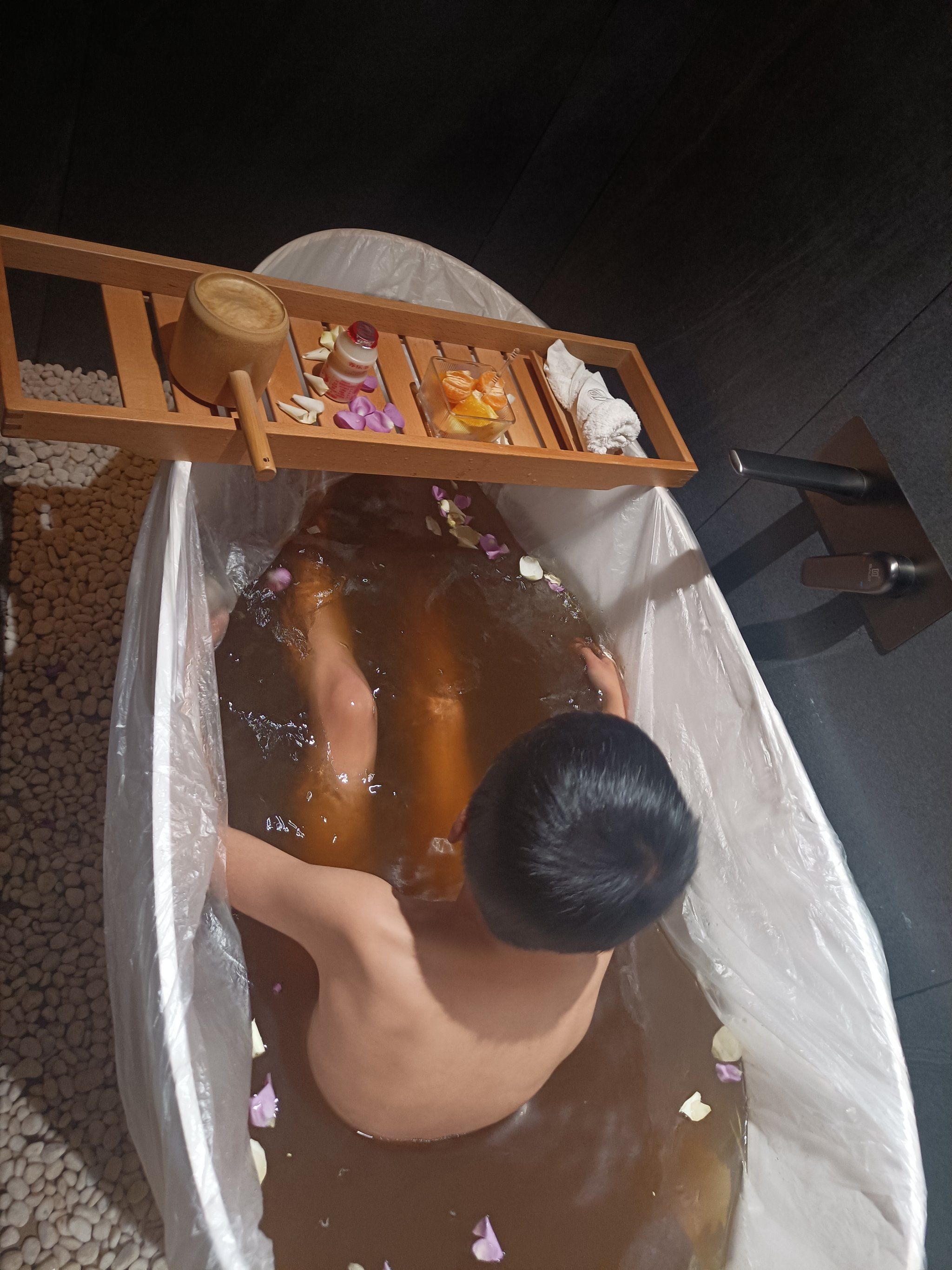 水疗仪  泡泡浴养生时