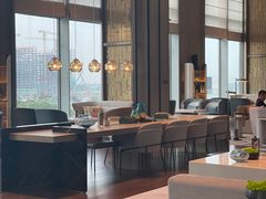 -深圳国际会展中心希尔顿酒店(前海华发冰雪世界店)