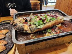 -老东镇啤酒屋海鲜加工·蒸汽海鲜·海鲜烧烤(台东店)