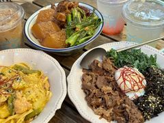 -CowCow其其·牛杂咖啡公司(六运店)