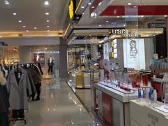 -鸿通城购物中心