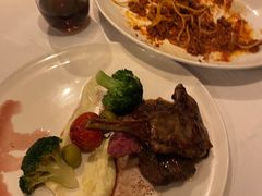 -WOLFGANG PUCK KITCHEN & BAR(迪士尼小镇店)