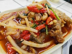 -周良天山牛杂城(天山路总店)