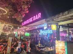 -席娜卡琳火车铁道夜市