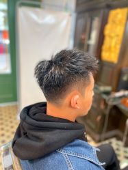 -海文先生国潮烫染男士理发馆