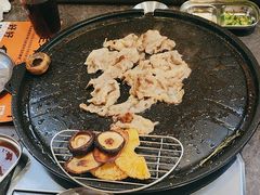 -彭妈家•韩国烤肉料理(张杨路店)