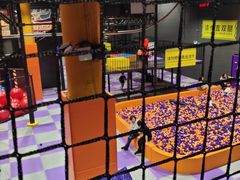 -Tenker Club弹刻极限主题公园 · 蹦床 · 团建 · 生日派对(大关店)