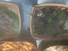 -云顶旋转自助景观餐厅