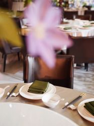 -花嫁丽舍婚礼殿堂(世博江景店)