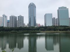 -万绿园