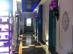 -莹乐迪量贩式KTV(祝桥店)