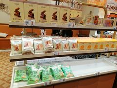 -沪上阿姨·臻选茶饮(上海环球港店)