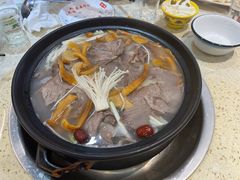 -九寨特色牦牛肉汤锅 羊肉汤锅