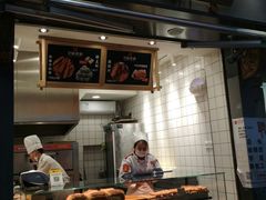 门面-寻味唐派·牛奶手撕面包(府前街店)
