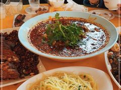 -胖大姐黄辣丁鱼庄(新津店)