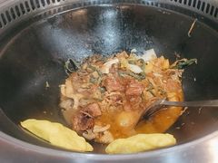-哈尔滨烧烤·山河村铁锅炖(交大店)