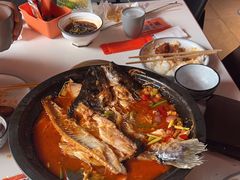 -鸣记脆皮烤鱼·海鲜烤鱼(三八广场店)