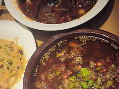 -小三峡食府(西五路店)