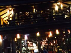-Dash Teak House