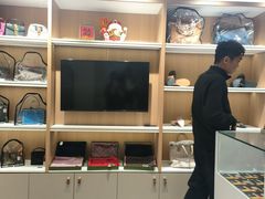 -美秀师·奢侈品护理维修保养(凯德商业中心)