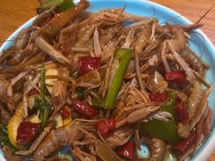 -喝丢一只鞋海鲜烧烤·海肠捞饭(市场店)