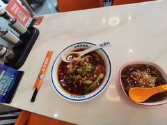 -程胖娃重庆小面(嘉禾金铂店)