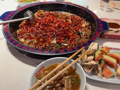 -何师傅美蛙鱼头(汉街店)