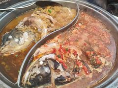 -阿瓦山寨·湘菜现炒·剁椒鱼头王(咸阳总店)