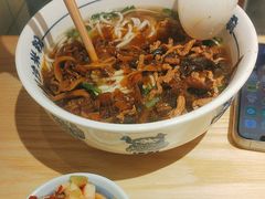 -白沙肴·长沙米粉.小炒湘菜(地王店)