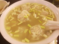 净鲜虾云吞-伍湛记 · 广州老字号(龙津中路店)