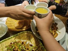 -黄泥岗·地道湖北菜(奥特莱斯店)