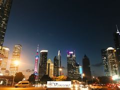 -陆家嘴空中步行连廊